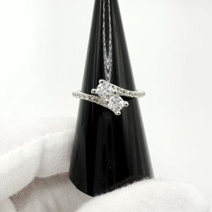 .925 Sterling Silver Clear Cubic Zirconia Ring